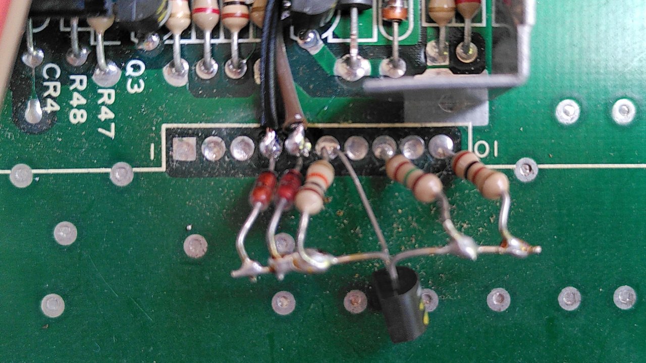 HSync and VSync connection at the modulator pins